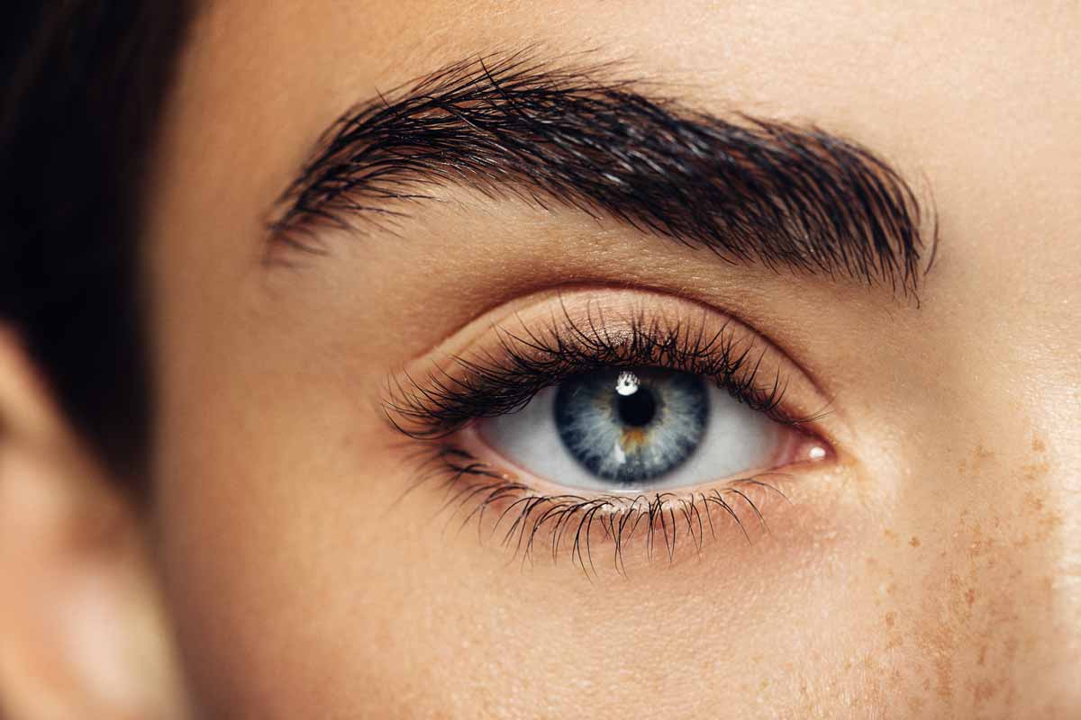 لازک یا لیزیک: کدام روش برای اصلاح بینایی شما مناسب‌تر است؟