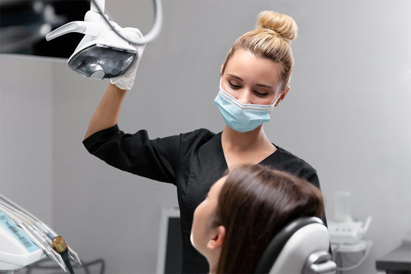 روکش SSC چیست؟ بررسی مراحل درمان و هزینه تصویر 1